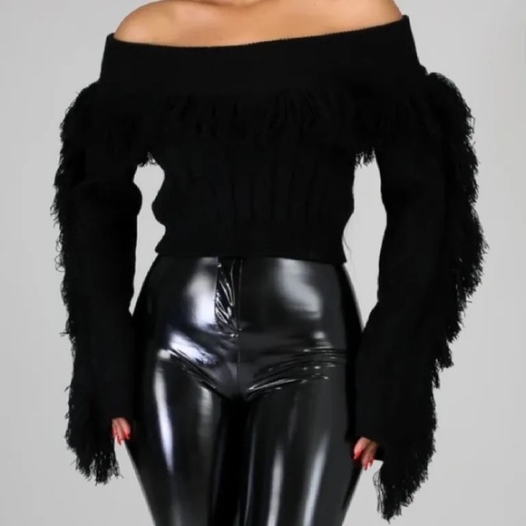 Sweater - Picture 1 of 1
